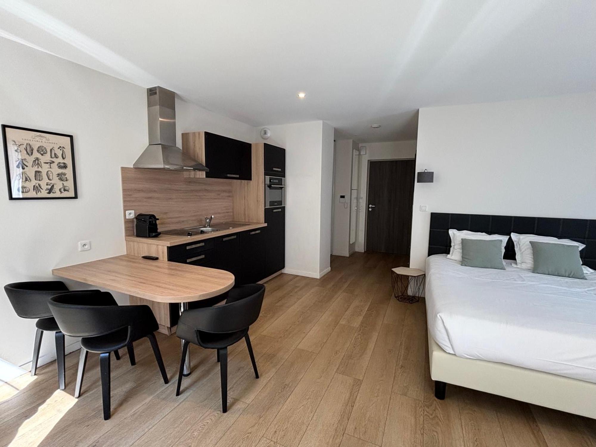Les Maisons D'Eugene Appart'Hotel - Centre Historique Honfleur Kültér fotó